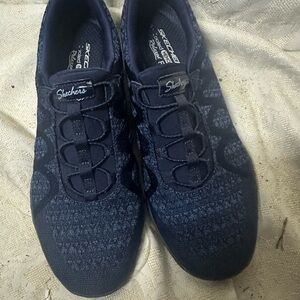 Skechers Relaxed Fit Breathe Easy Infi-Knity Women’s Slip-On Shoes Size 9.5 Blue